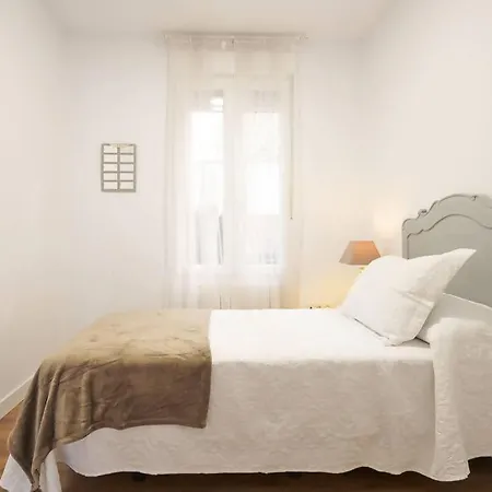 Amplio Centro Barrio Del Oeste *