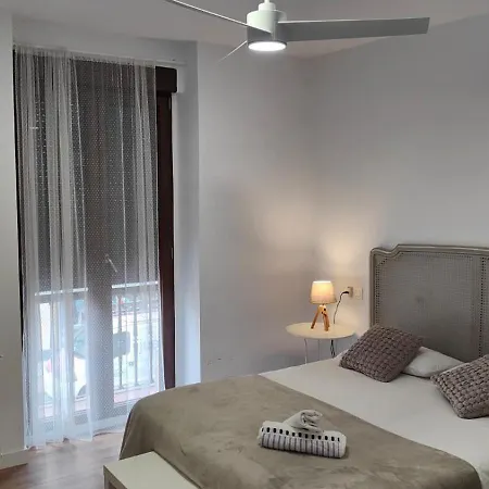 Amplio Centro Barrio Del Oeste Lejlighed Salamanca