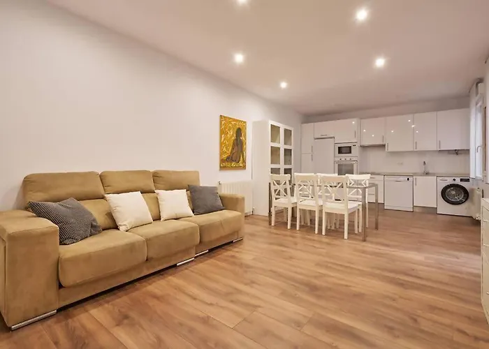 Amplio Centro Barrio Del Oeste Salamanca